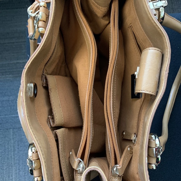 Liz Claiborne satchel hand bag - Picture 8 of 8